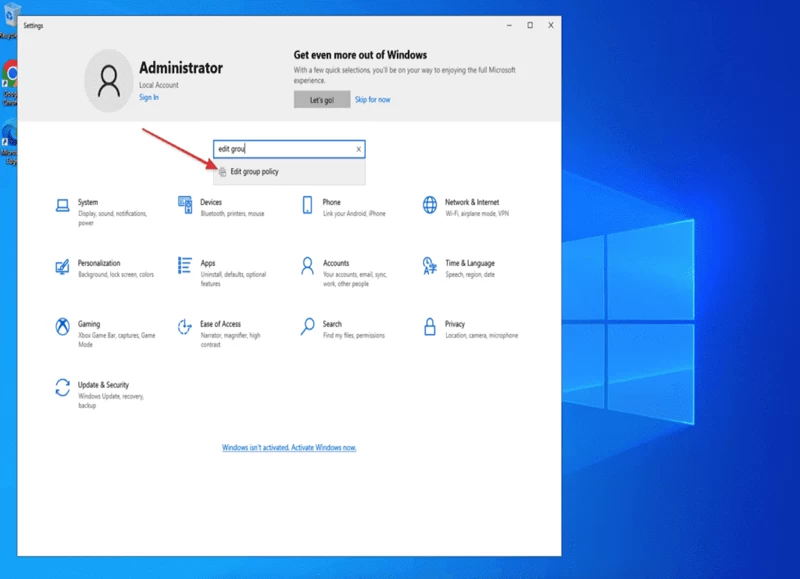 Chọn v&agrave;o Edit Group Policy